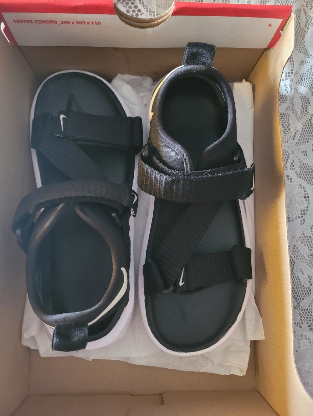 Nike Black Kids Adjustable Strap Sport Sandals with White Trim